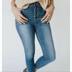 Carly Jean cropped skinny jeans